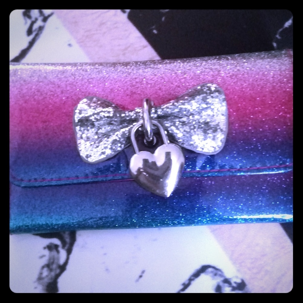 Claire's Wallet